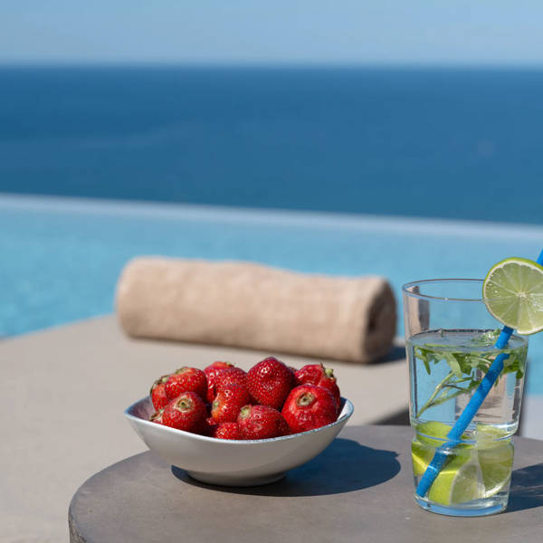 Nelisa-Villa-Bali-Crete-04b.jpg