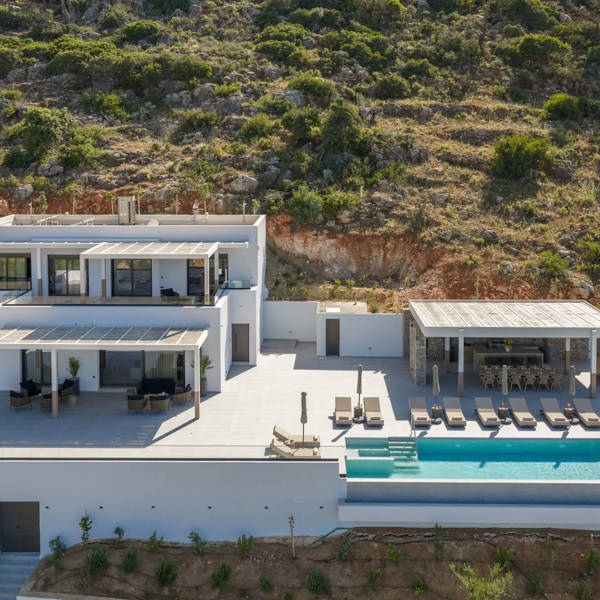 Nelisa-Villa-Bali-Crete-02.jpg