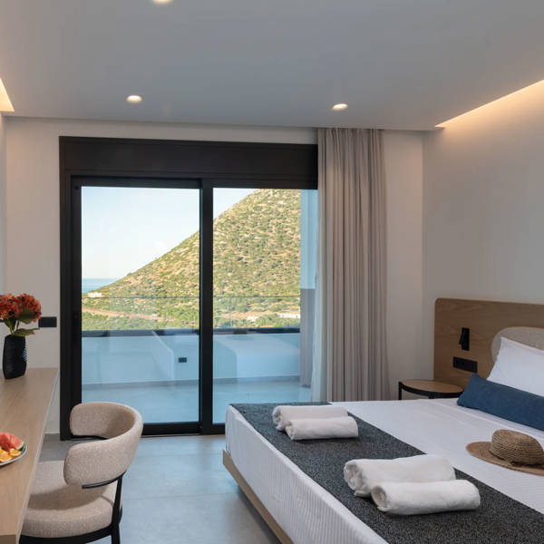 Nelisa-Villa-Bali-Crete-roomF4.jpg